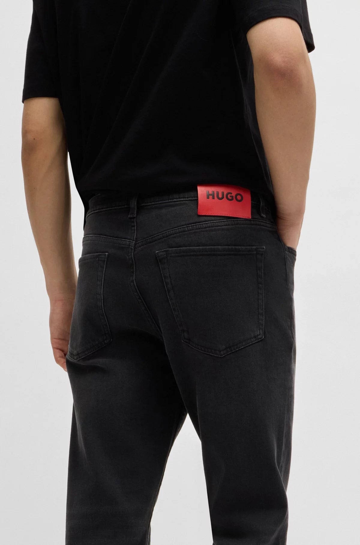 HUGO Tapered Fit Denim - HUGO 634